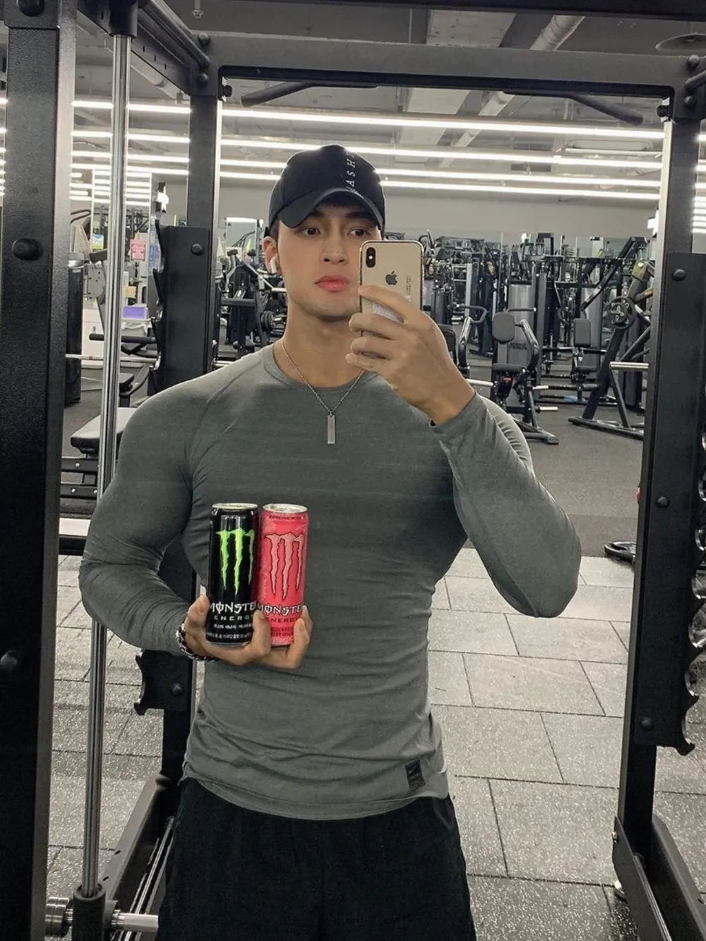 bf36b497-8ef8-433c-8025-943ca2e23f82-Max